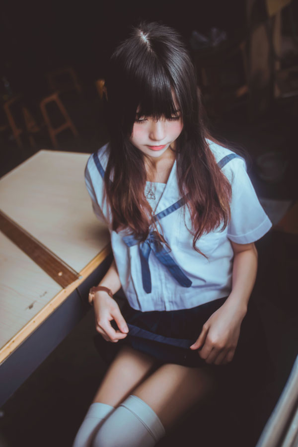 PYQ09428.jpg