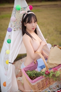[XIUREN秀人网]2018.10.25 No.1207 徐微微mia [80P/300MB]