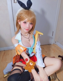 coser 紫氯氯 全套图包&随包视频打包合集[18套 共973M]