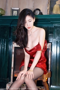 [Feilin嗲囡囡]2023.08.29 VOL.467 [71+1P／0.99GB]